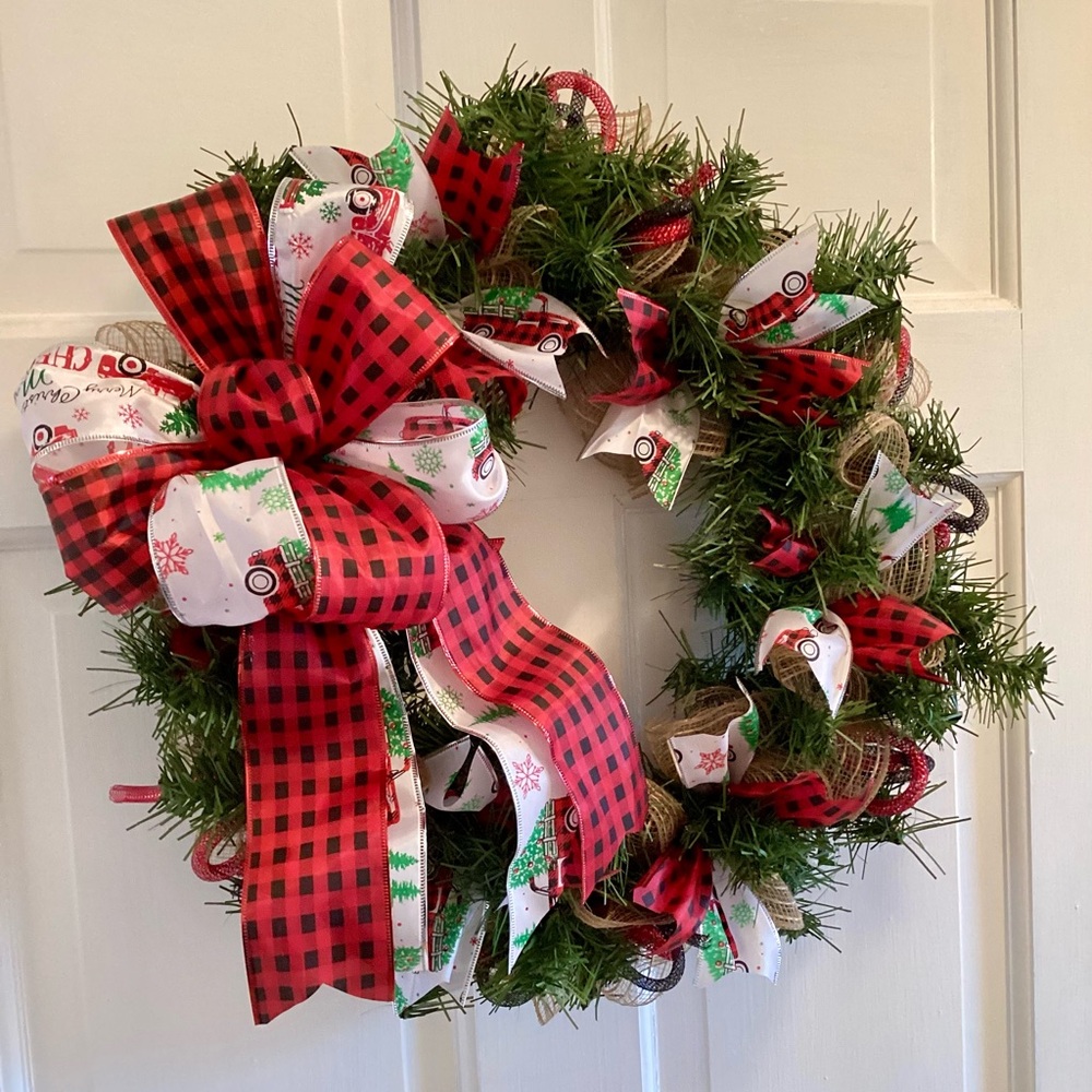 NWOT burlap,greens with ornaments, burlap & plaid bow, Christmas truck bow